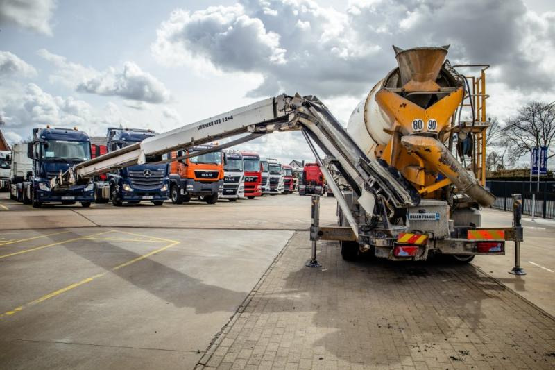 MAN TGS 32.400BB+LIEBHERR 8M³+BAND/TAPIS 16m - Camión hormigonera: foto 3 MAN TGS 32.400BB+LIEBHERR 8M³+BAND/TAPIS 16m - Camión hormigonera: foto 3