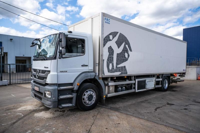 Mercedes AXOR 1829-MP3+ CARRIER - Camión frigorífico: foto 1 Mercedes AXOR 1829-MP3+ CARRIER - Camión frigorífico: foto 1