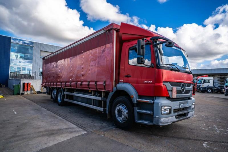 Mercedes AXOR 2533 -MP3+DHOLLANDIA 2.5T - Camión lona: foto 2 Mercedes AXOR 2533 -MP3+DHOLLANDIA 2.5T - Camión lona: foto 2