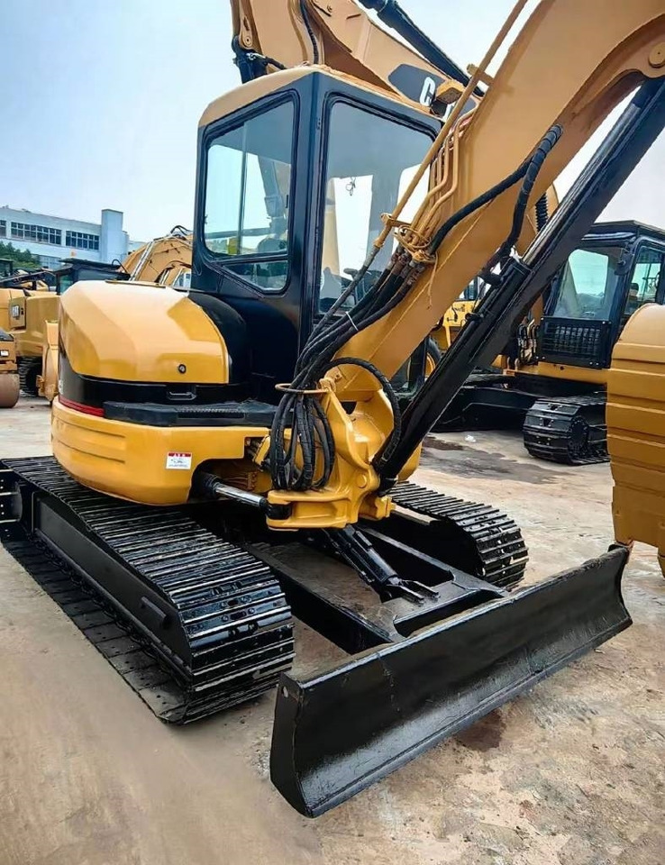 CAT 304 C CR - Miniexcavadora: foto 2 CAT 304 C CR - Miniexcavadora: foto 2