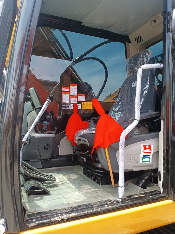 CAT 320D2  - Excavadora de cadenas: foto 3 CAT 320D2  - Excavadora de cadenas: foto 3