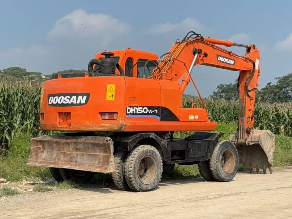 Doosan DH 150 W-7 - Excavadora de cadenas: foto 3 Doosan DH 150 W-7 - Excavadora de cadenas: foto 3