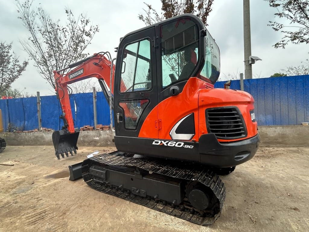 Doosan DX 60 - Miniexcavadora: foto 5 Doosan DX 60 - Miniexcavadora: foto 5