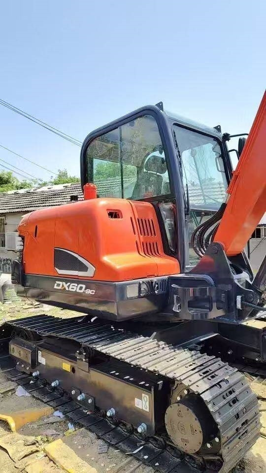 Doosan DX 60 - Excavadora de cadenas: foto 2 Doosan DX 60 - Excavadora de cadenas: foto 2