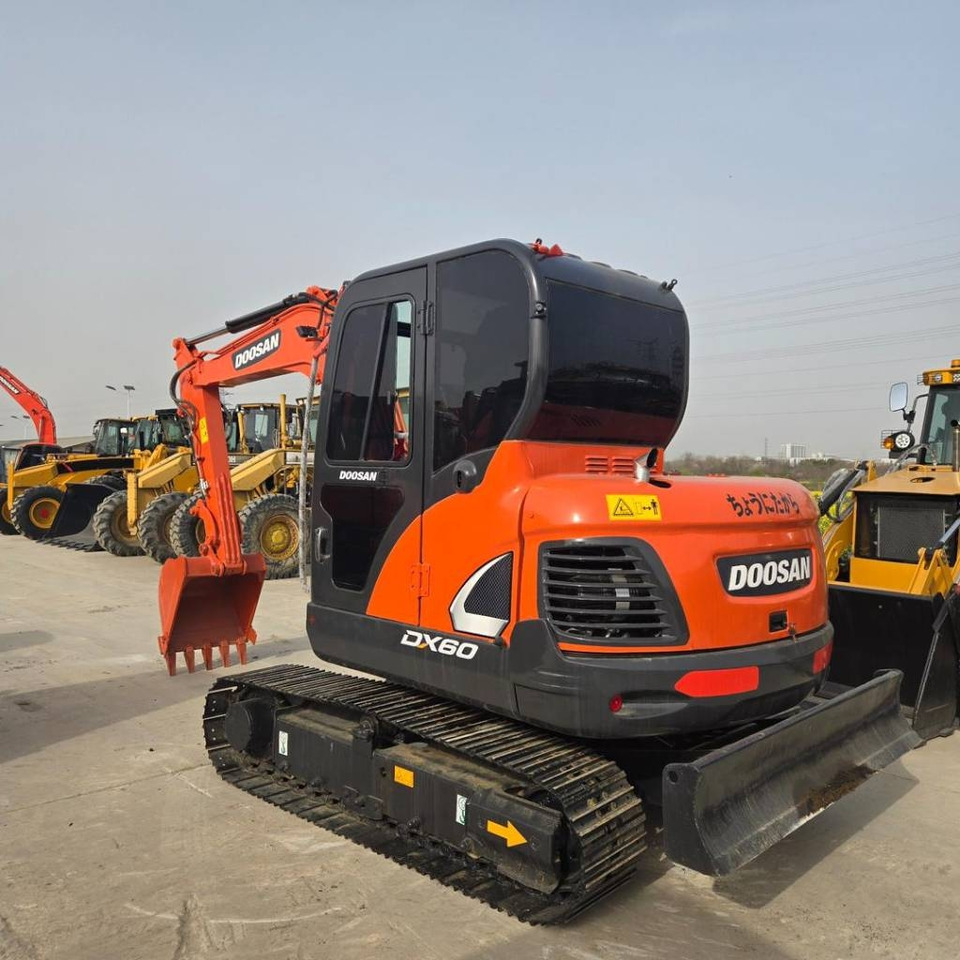 Doosan DX 60 - Miniexcavadora: foto 1 Doosan DX 60 - Miniexcavadora: foto 1