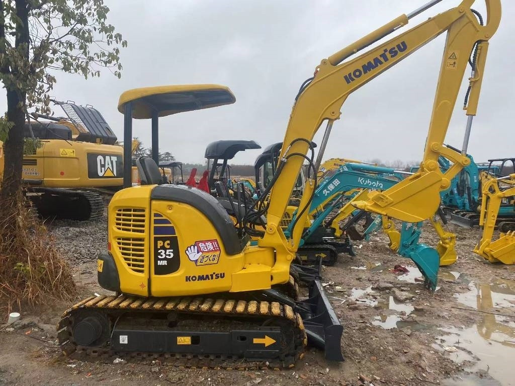 Komatsu PC 35 - Miniexcavadora: foto 1 Komatsu PC 35 - Miniexcavadora: foto 1