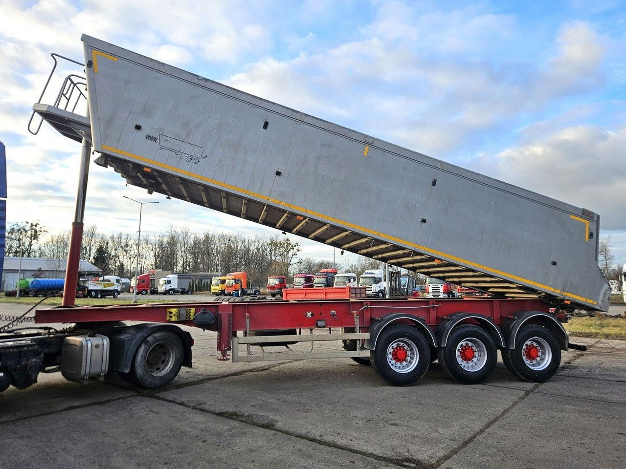 Janmil NWD 40 m3 - 2016 year of production - new floor - new tires - Semirremolque volquete: foto 1 Janmil NWD 40 m3 - 2016 year of production - new floor - new tires - Semirremolque volquete: foto 1