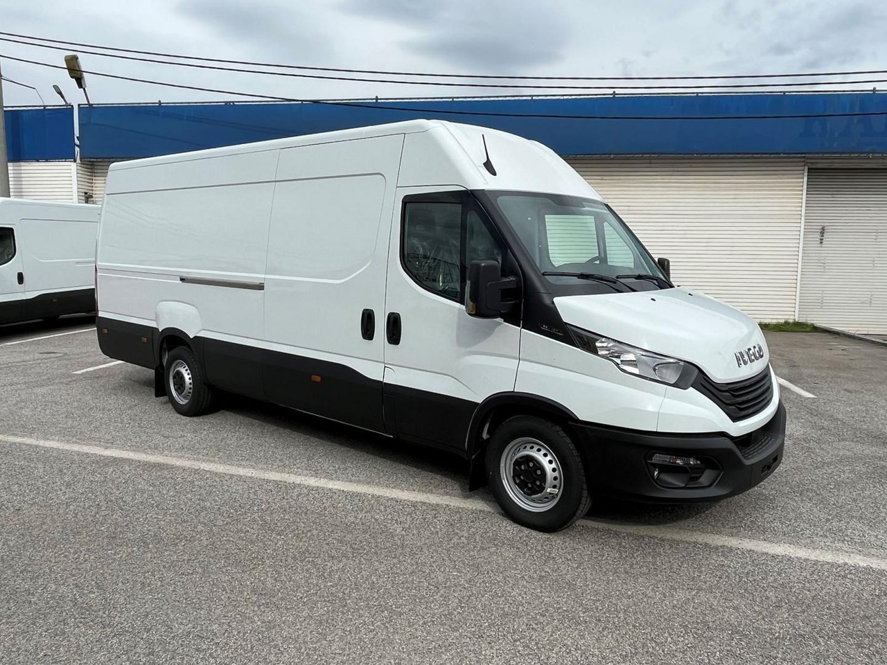 Iveco DAILY VAN, 3.0 D 176k, 35S18H V Evolution H2 - Furgón: foto 4 Iveco DAILY VAN, 3.0 D 176k, 35S18H V Evolution H2 - Furgón: foto 4