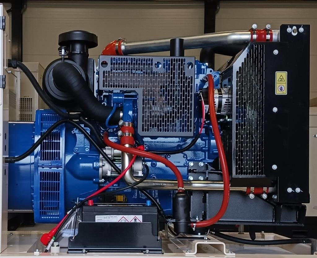 Generador industriale nuevo FG Wilson P110-3 - 110 kVA Open Genset - DPX-16008-O: foto 8 Generador industriale nuevo FG Wilson P110-3 - 110 kVA Open Genset - DPX-16008-O: foto 8