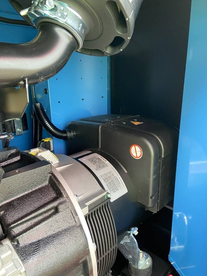 Sdmo K44 - 44 kVA Generator - DPX-17005 - Generador industriale: foto 3 Sdmo K44 - 44 kVA Generator - DPX-17005 - Generador industriale: foto 3
