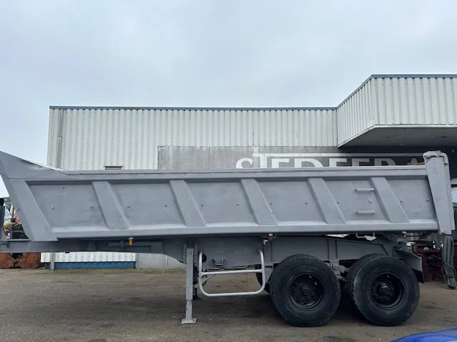 CIF 2 Axle Steel Tipper , Spring Suspension , Drum Brakes - Semirremolque volquete: foto 2 CIF 2 Axle Steel Tipper , Spring Suspension , Drum Brakes - Semirremolque volquete: foto 2