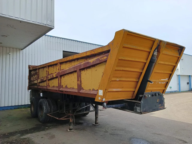 Fruehauf 2 Axle Steel Tipper, 8 tyres , Spring Suspension , Drum Brakes - Semirremolque volquete: foto 4 Fruehauf 2 Axle Steel Tipper, 8 tyres , Spring Suspension , Drum Brakes - Semirremolque volquete: foto 4