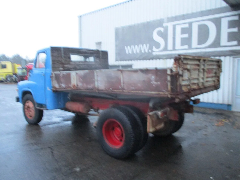 MAN 520 , 11-136 , 6 Cylinder , Manual , 3 way tipper , Oldtimer - Camión volquete: foto 5 MAN 520 , 11-136 , 6 Cylinder , Manual , 3 way tipper , Oldtimer - Camión volquete: foto 5