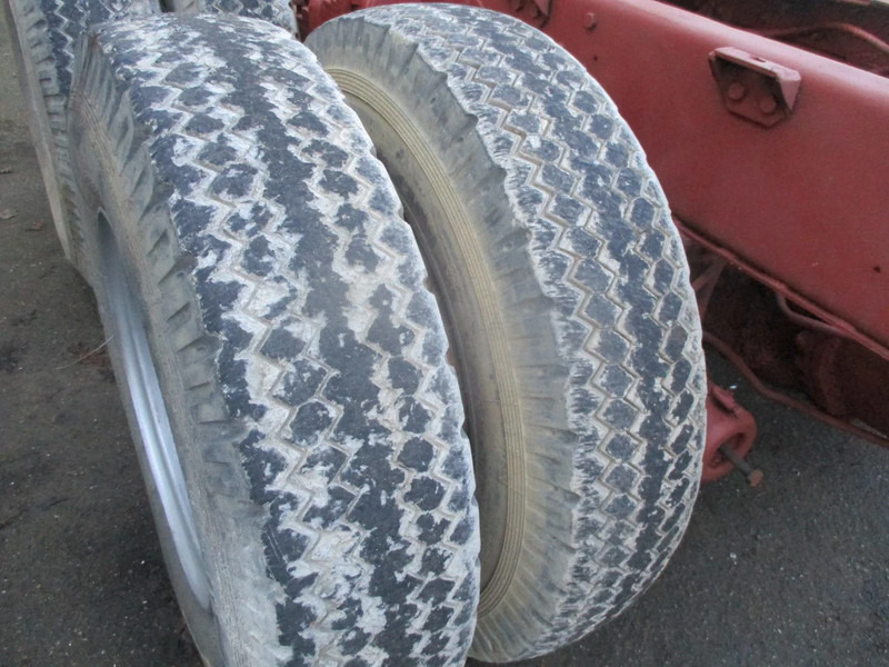 Camión chasis Mercedes-Benz LK 2624 , 6x4 , Manual , Spring suspension: foto 16