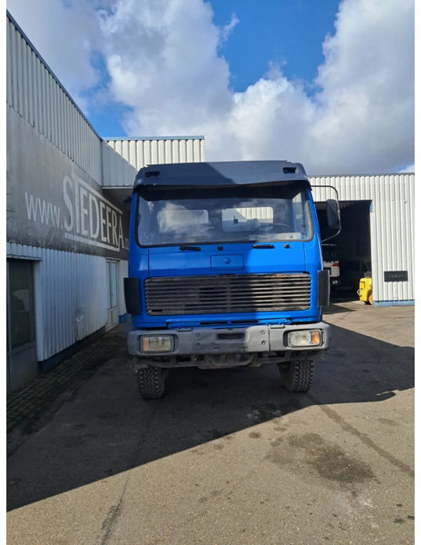 Camión volquete Mercedes-Benz SK 2635 , V8 , Bi Turbo , 6x4 , ZF Manual , 3 Way Tipper , Spring suspension: foto 8