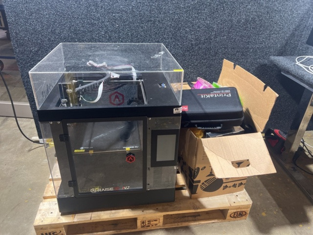 Máquina de impresión 3D-skrivare med filament och tillbehör - Raise3D N Series N2 -2017: foto 1