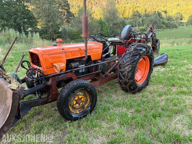 Tractor 1971 Fiat 415 traktorgraver med tannskuffe: foto 1
