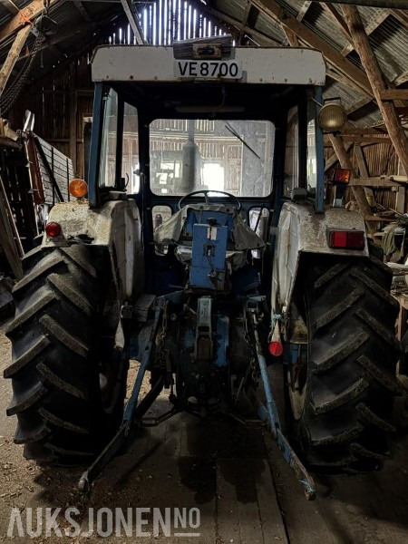 1975 FORD 4000 MED FRONTLASTER - Tractor: foto 5 1975 FORD 4000 MED FRONTLASTER - Tractor: foto 5