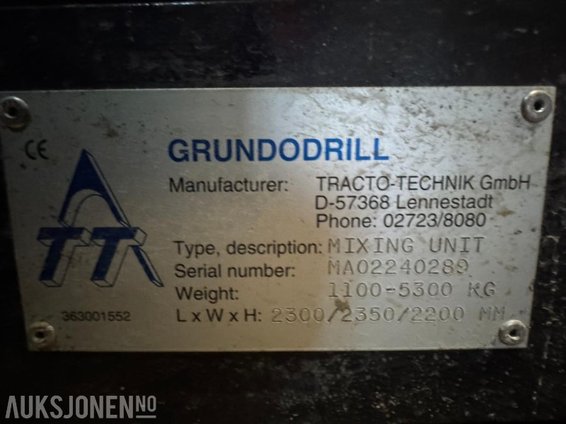 2002 Komplett styrt borerigg – Tracto-Technik Grundodrill 10S med container, mikser, kraftenhet, tracking - Perforadora: foto 5 2002 Komplett styrt borerigg – Tracto-Technik Grundodrill 10S med container, mikser, kraftenhet, tracking - Perforadora: foto 5