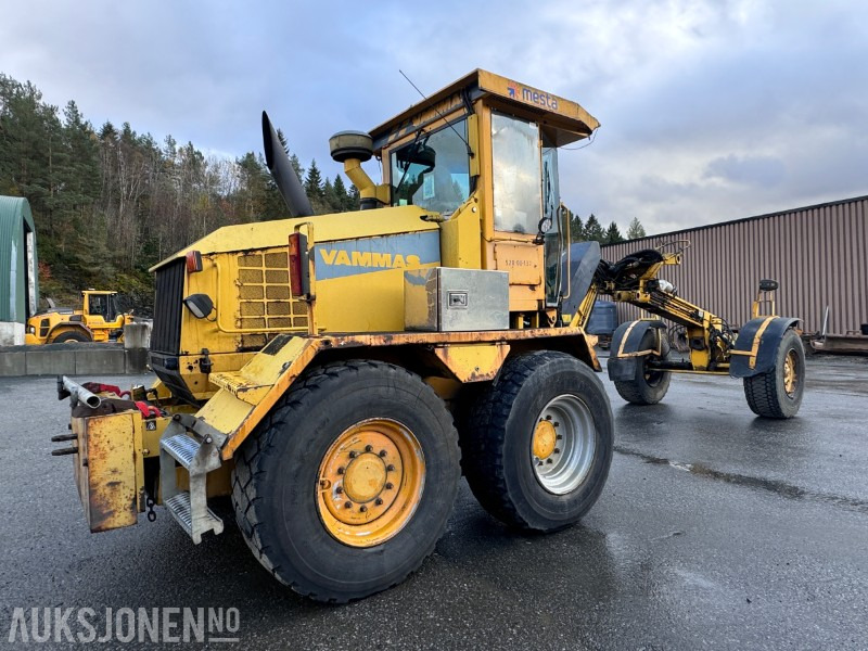 2002 Vammas RG-281 Veihøvel / Road Grader - rep.objekt / Delemaskin - Equipo de construcción: foto 4 2002 Vammas RG-281 Veihøvel / Road Grader - rep.objekt / Delemaskin - Equipo de construcción: foto 4