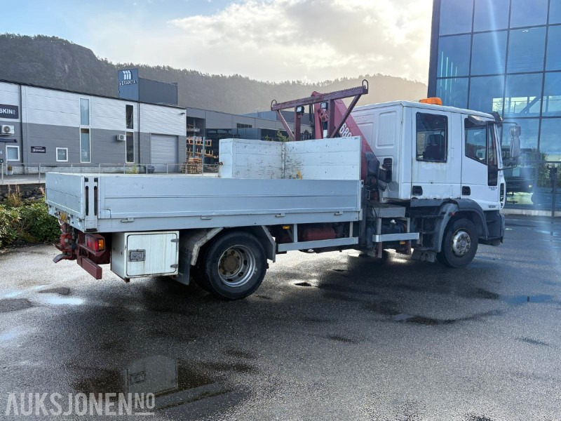 2004 Iveco 120E24 EUROCARGO kranbil - registrert for 5 sitteplasser - Camión grúa: foto 3 2004 Iveco 120E24 EUROCARGO kranbil - registrert for 5 sitteplasser - Camión grúa: foto 3