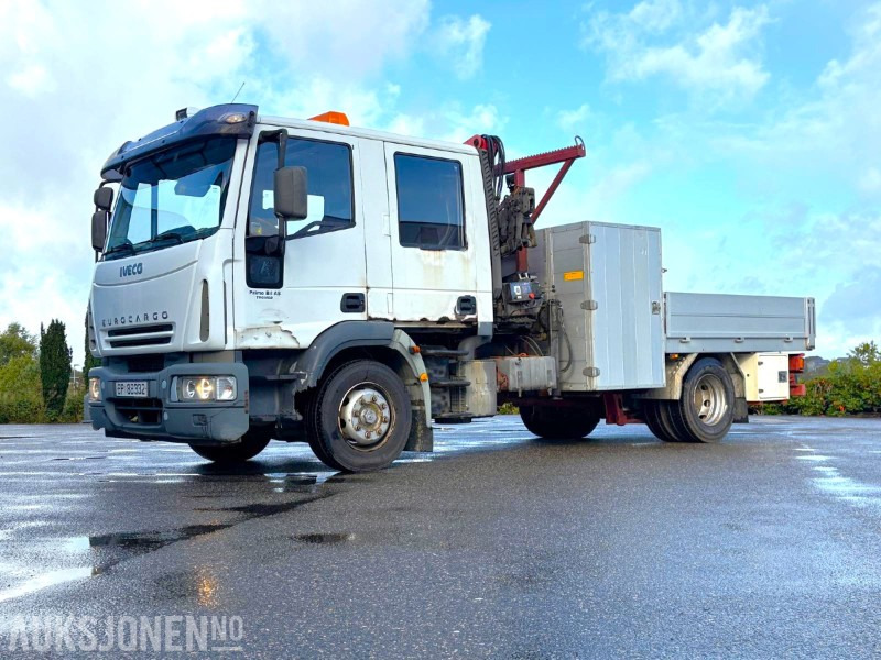 2004 Iveco 120E24 EUROCARGO kranbil - registrert for 5 sitteplasser - Camión grúa: foto 1 2004 Iveco 120E24 EUROCARGO kranbil - registrert for 5 sitteplasser - Camión grúa: foto 1