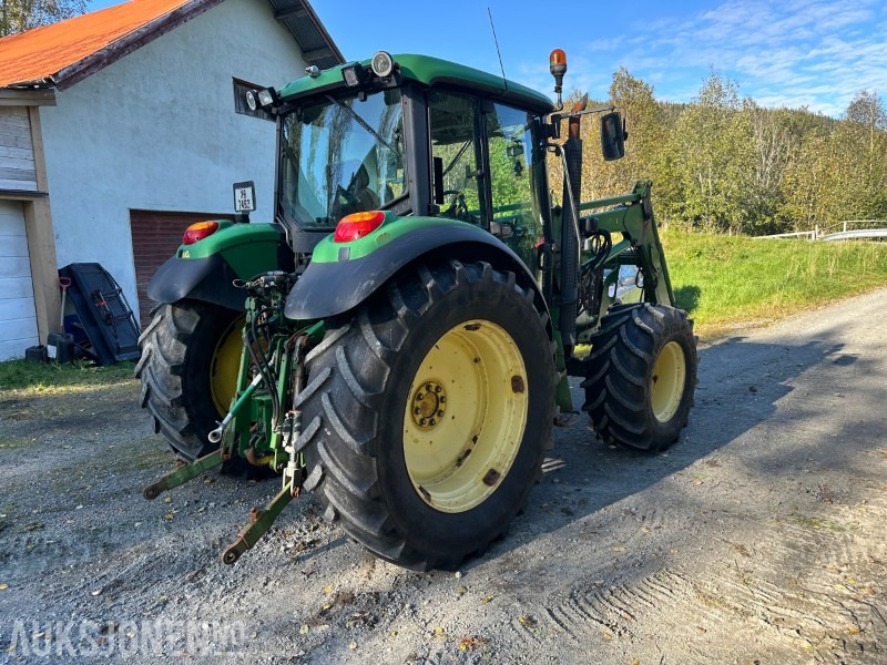 2004 John Deere 6320 - traktor med frontlaster - Tractor: foto 3 2004 John Deere 6320 - traktor med frontlaster - Tractor: foto 3