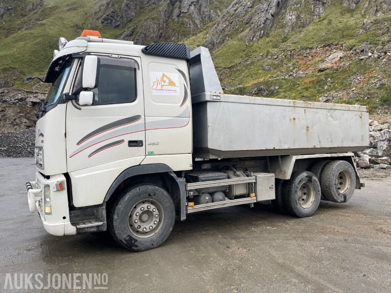 2005 Volvo FH12 6X2 *Sentralsmøring* Eu godkjent til 21.04.2026* - Camión volquete: foto 2 2005 Volvo FH12 6X2 *Sentralsmøring* Eu godkjent til 21.04.2026* - Camión volquete: foto 2