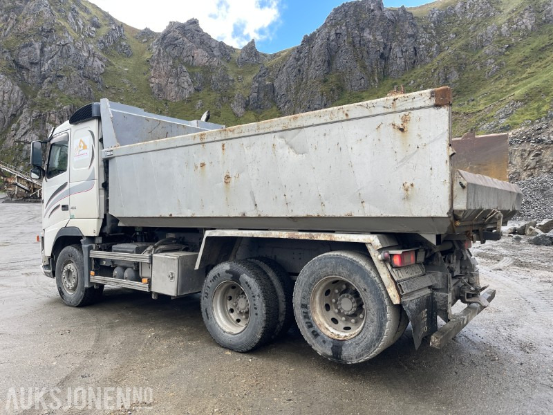 2005 Volvo FH12 6X2 *Sentralsmøring* Eu godkjent til 21.04.2026* - Camión volquete: foto 4 2005 Volvo FH12 6X2 *Sentralsmøring* Eu godkjent til 21.04.2026* - Camión volquete: foto 4