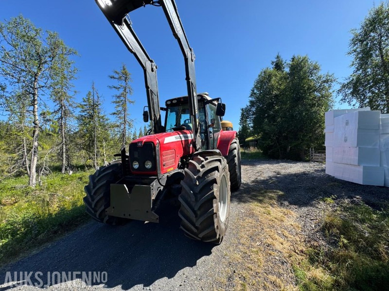 2006 Massey Ferguson 7480 frontlaster Rotorbjelke Hydraulisk utskyvbar krok Brøyteplate eu ok 04.2027 - Tractor: foto 1 2006 Massey Ferguson 7480 frontlaster Rotorbjelke Hydraulisk utskyvbar krok Brøyteplate eu ok 04.2027 - Tractor: foto 1