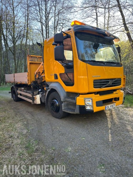 2008 Volvo FL-240 Kranbil med Tipp EU OK NY SERVICE SKRIVERKONTROLL - Camión grúa: foto 3 2008 Volvo FL-240 Kranbil med Tipp EU OK NY SERVICE SKRIVERKONTROLL - Camión grúa: foto 3
