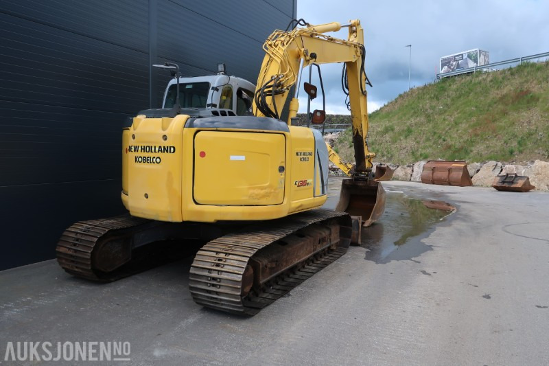 2010 Kobelco E135 BSR-2 gravemaskin med skuffe / 9915 timer - Excavadora: foto 3 2010 Kobelco E135 BSR-2 gravemaskin med skuffe / 9915 timer - Excavadora: foto 3
