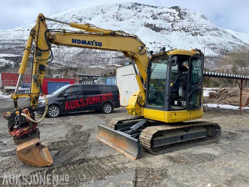 2011 Komatsu PC 78 US-8 Graver med Tiltrotator og tre skuffer - Excavadora: foto 1 2011 Komatsu PC 78 US-8 Graver med Tiltrotator og tre skuffer - Excavadora: foto 1