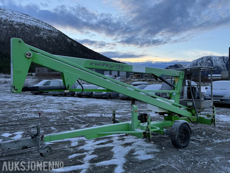 2011 Niftylift 120 ME - Tilhengermontert Elektrisk Bomlift - 12 meters arbeidshøyde - Sertifiseret til oktober 2026 - Plataforma elevadora: foto 1 2011 Niftylift 120 ME - Tilhengermontert Elektrisk Bomlift - 12 meters arbeidshøyde - Sertifiseret til oktober 2026 - Plataforma elevadora: foto 1