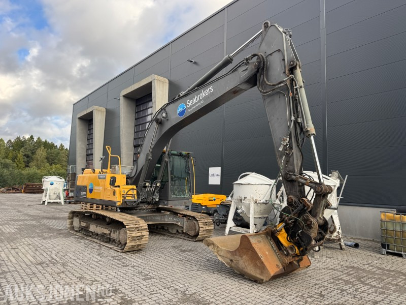 2012 Volvo EC220DL Beltegraver - Gravemaskin - Engcon Tiltrotator - Excavadora: foto 4 2012 Volvo EC220DL Beltegraver - Gravemaskin - Engcon Tiltrotator - Excavadora: foto 4