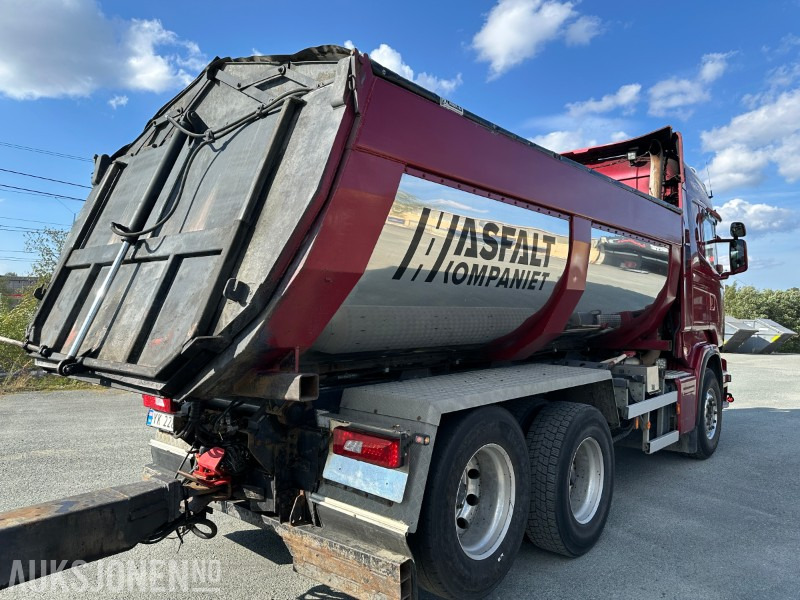 2013 Scania R500 tippbil med asfaltbalje og tippkasse - Brøyterigget - Euro 5 - Camión volquete: foto 3 2013 Scania R500 tippbil med asfaltbalje og tippkasse - Brøyterigget - Euro 5 - Camión volquete: foto 3