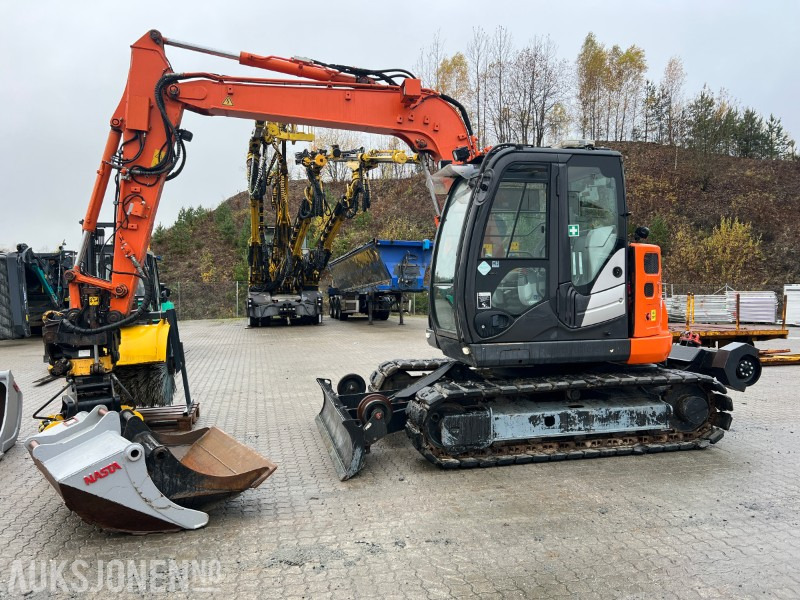 2015 Hitachi ZX-85-US-5 - Rail maskin med mye utstyr! - Excavadora: foto 2 2015 Hitachi ZX-85-US-5 - Rail maskin med mye utstyr! - Excavadora: foto 2