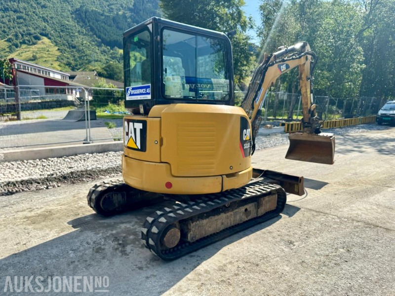 2016 Cat 303.5E - Minigraver - Pigghammer - 2 Skuffer - Godkjent til 09/26 - Timer: 1714 - Miniexcavadora: foto 4 2016 Cat 303.5E - Minigraver - Pigghammer - 2 Skuffer - Godkjent til 09/26 - Timer: 1714 - Miniexcavadora: foto 4