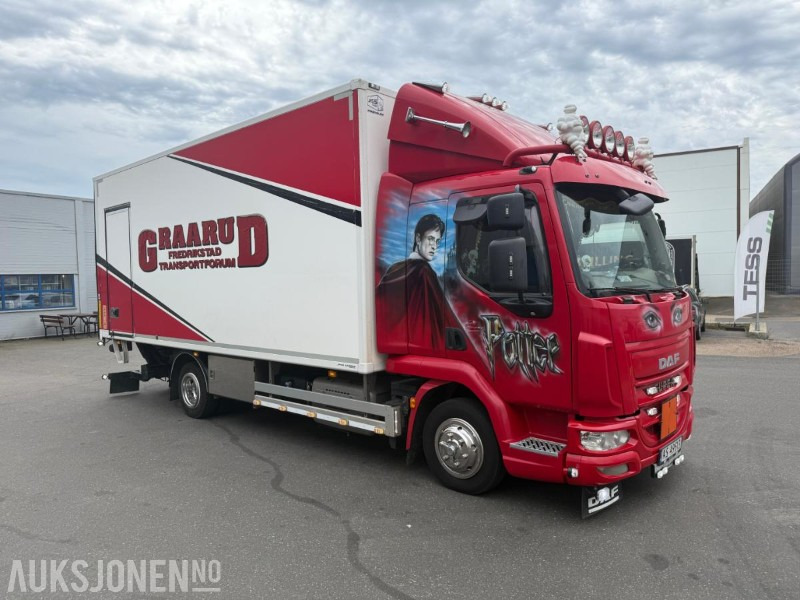 2016 DAF LF SKAPBIL - 15 PALLER - SERVICEHISTORIKK - 1 SJÅFØR - RYGGEKAMERA. - Camión caja cerrada: foto 2 2016 DAF LF SKAPBIL - 15 PALLER - SERVICEHISTORIKK - 1 SJÅFØR - RYGGEKAMERA. - Camión caja cerrada: foto 2