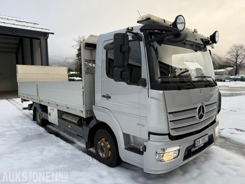 Camión caja abierta 2016 Mercedes-Benz Atego 816 planbil med Zepro løftelem - C1 førarkort - Eu godkjent: foto 8
