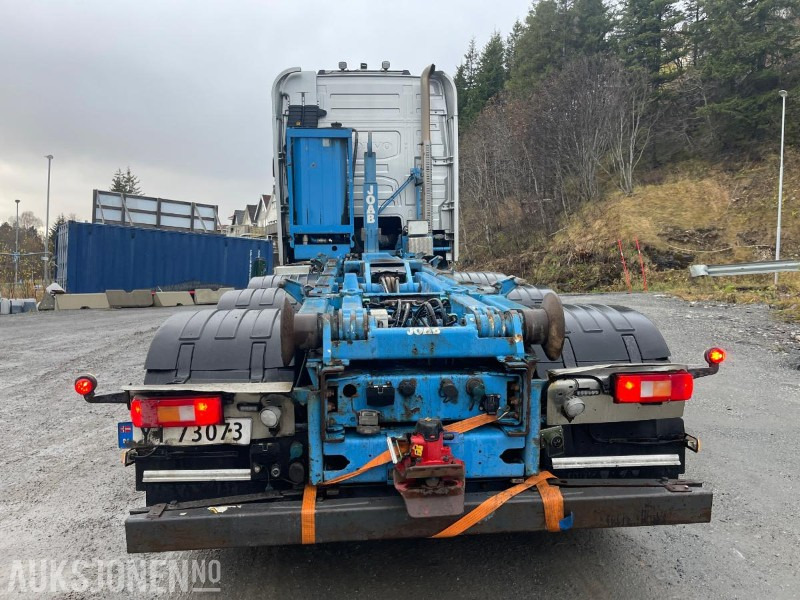 2016 Volvo FH 540 8x4 Tridem med Joab 24 t krokløft - Camión multibasculante: foto 5 2016 Volvo FH 540 8x4 Tridem med Joab 24 t krokløft - Camión multibasculante: foto 5