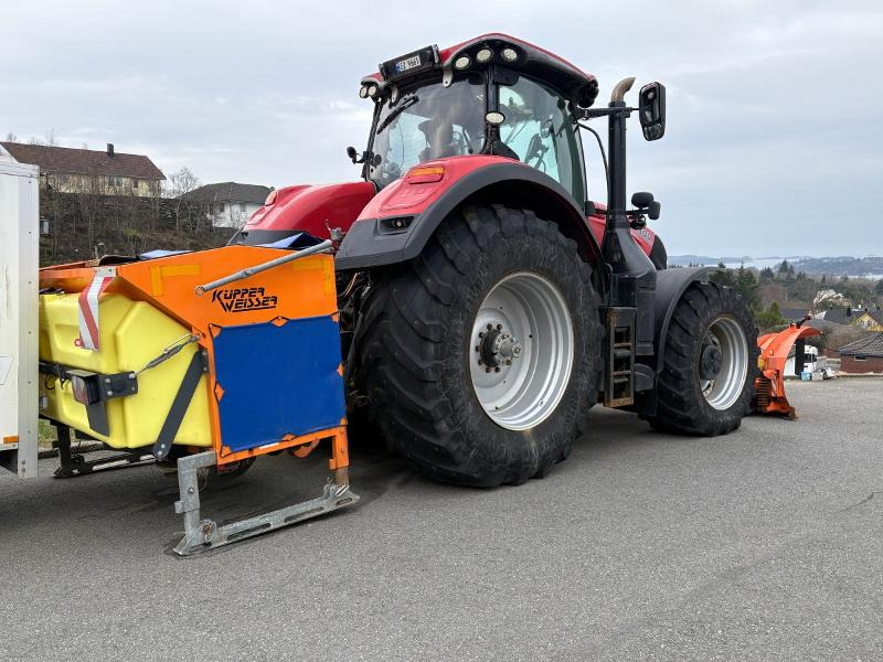 2016 mod CASE IH Optum 300CVX med Pronar PUV-3300M V-plog og Kupper Weiser strøkasse - Tractor: foto 3 2016 mod CASE IH Optum 300CVX med Pronar PUV-3300M V-plog og Kupper Weiser strøkasse - Tractor: foto 3