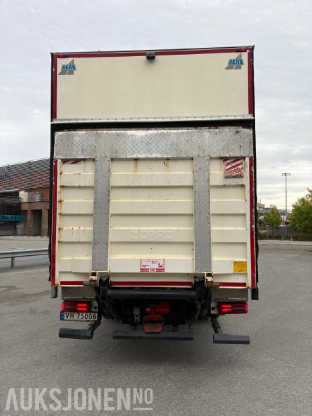 2017 MAN TGX 26.560 6x2 skapbil - kjøl/frys - Camión caja cerrada: foto 5 2017 MAN TGX 26.560 6x2 skapbil - kjøl/frys - Camión caja cerrada: foto 5