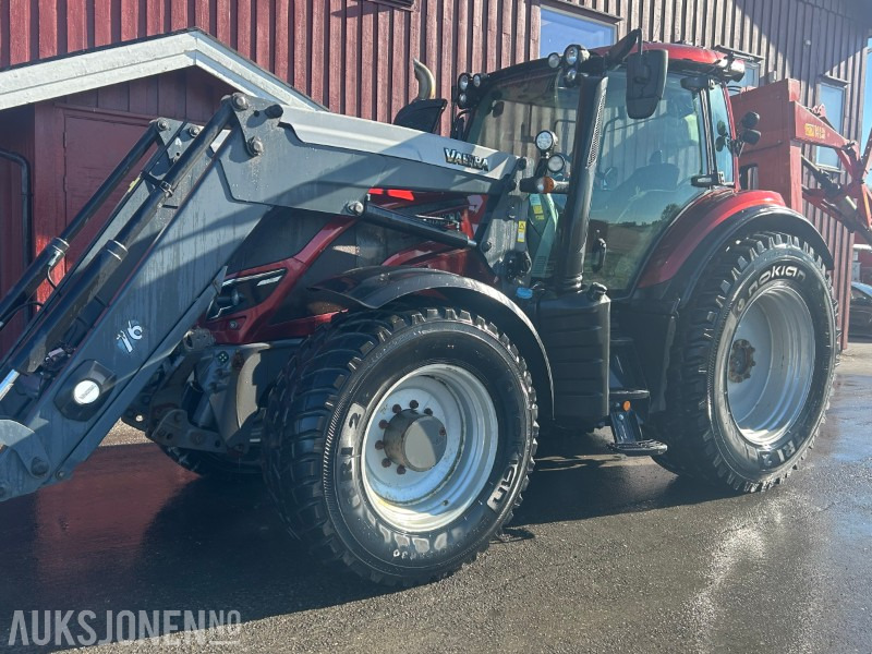 2017 Valtra T214D traktor med lesse apparat - Tractor: foto 3 2017 Valtra T214D traktor med lesse apparat - Tractor: foto 3