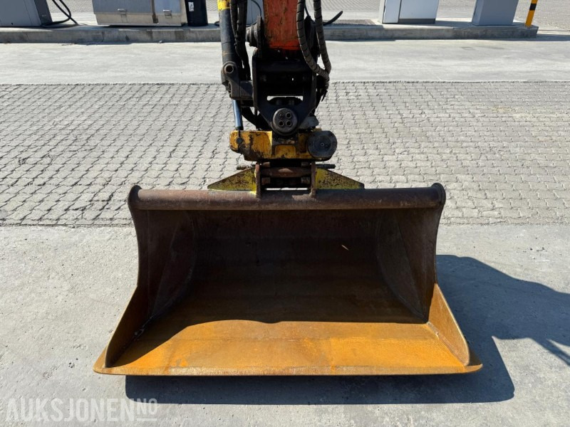 Leasing de  2018 Kubota U55-4 BELTEGRAVER ENGCON TILTROTATOR 2 SKUFFER SERVICEHISTORIKK SENTRALSMØRING 2018 Kubota U55-4 BELTEGRAVER ENGCON TILTROTATOR 2 SKUFFER SERVICEHISTORIKK SENTRALSMØRING: foto 14