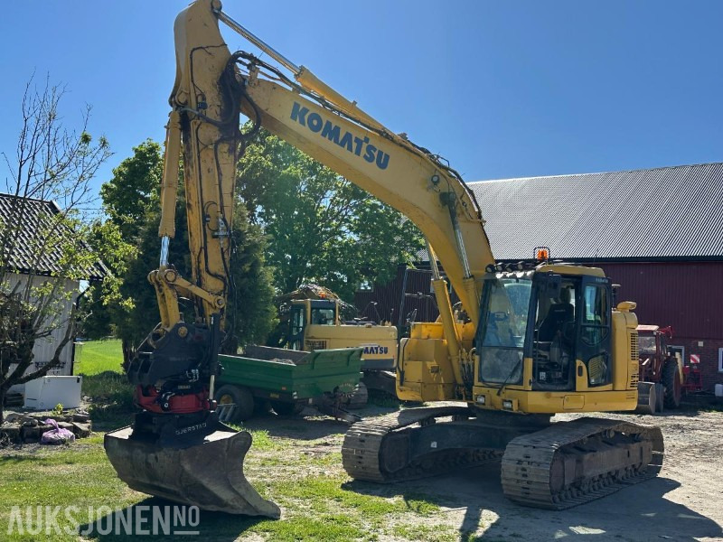 2019 Komatsu PC228USLC-11 - Gravemaskin - Tiltrotator R8 - Topcon GPS - 2skuffer - Sentralsmøring - 4467timer - Excavadora: foto 1 2019 Komatsu PC228USLC-11 - Gravemaskin - Tiltrotator R8 - Topcon GPS - 2skuffer - Sentralsmøring - 4467timer - Excavadora: foto 1