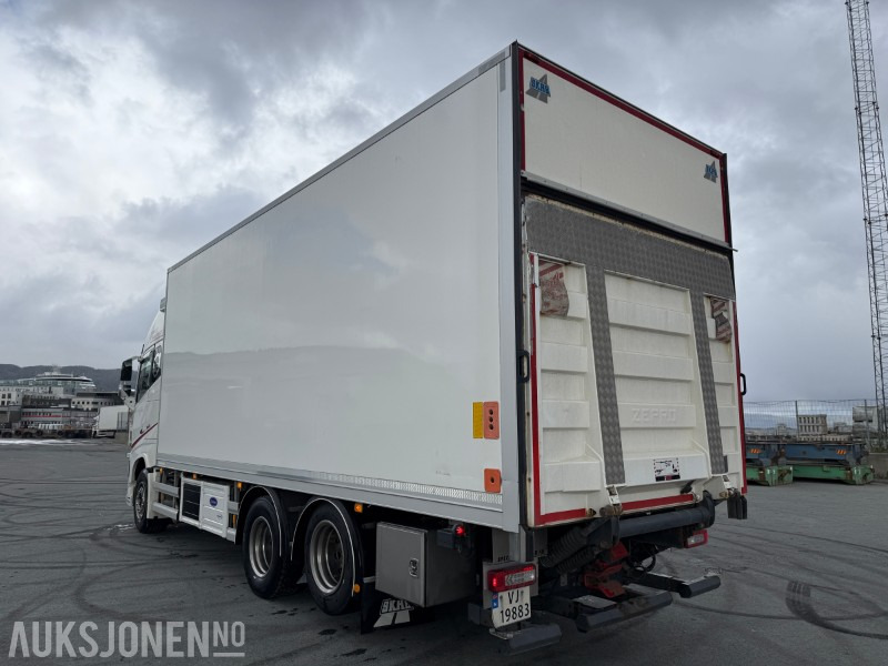 2020 Volvo FH16 750 6x2 skapbil med kjøl/frys - Camión caja cerrada: foto 5 2020 Volvo FH16 750 6x2 skapbil med kjøl/frys - Camión caja cerrada: foto 5