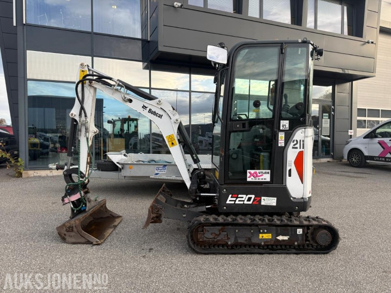 2021 Bobcat E20Z minigraver - servicehistorikk - 2 skuffer. - Miniexcavadora: foto 1 2021 Bobcat E20Z minigraver - servicehistorikk - 2 skuffer. - Miniexcavadora: foto 1