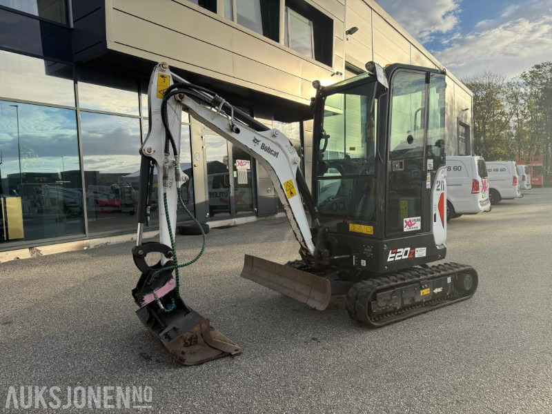 2021 Bobcat E20Z minigraver - servicehistorikk - 2 skuffer. - Miniexcavadora: foto 3 2021 Bobcat E20Z minigraver - servicehistorikk - 2 skuffer. - Miniexcavadora: foto 3