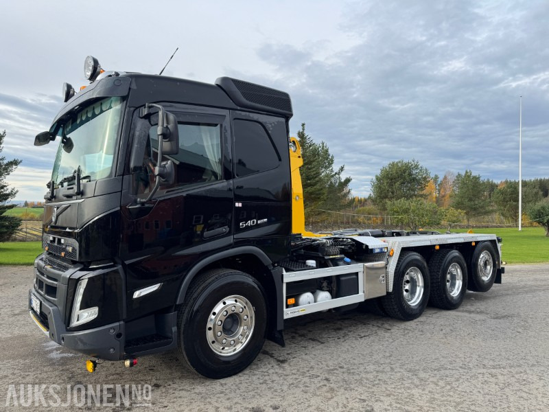 2023 Volvo FMX-8x4TR krokbil EURO 6, KRANHYDRAULIKK, GODT HOLDT - Camión multibasculante: foto 1 2023 Volvo FMX-8x4TR krokbil EURO 6, KRANHYDRAULIKK, GODT HOLDT - Camión multibasculante: foto 1